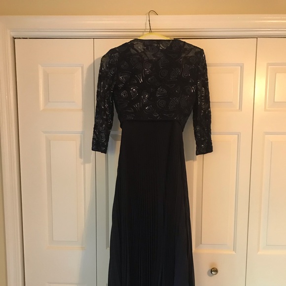 Tahari Navy blue gown with sequined jacket - Picture 12 of 12